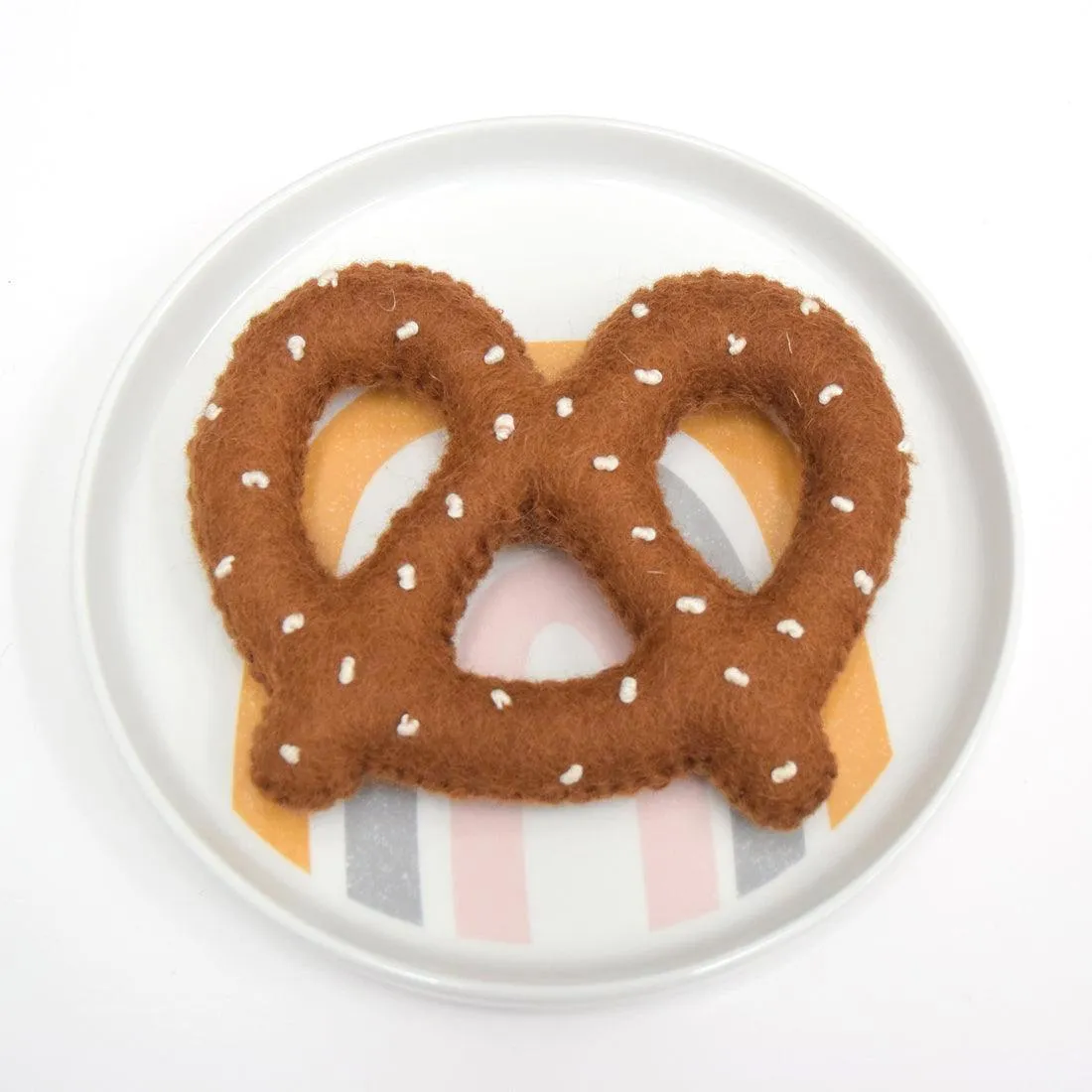 Catnip Pretzel Felt Toy for Cats