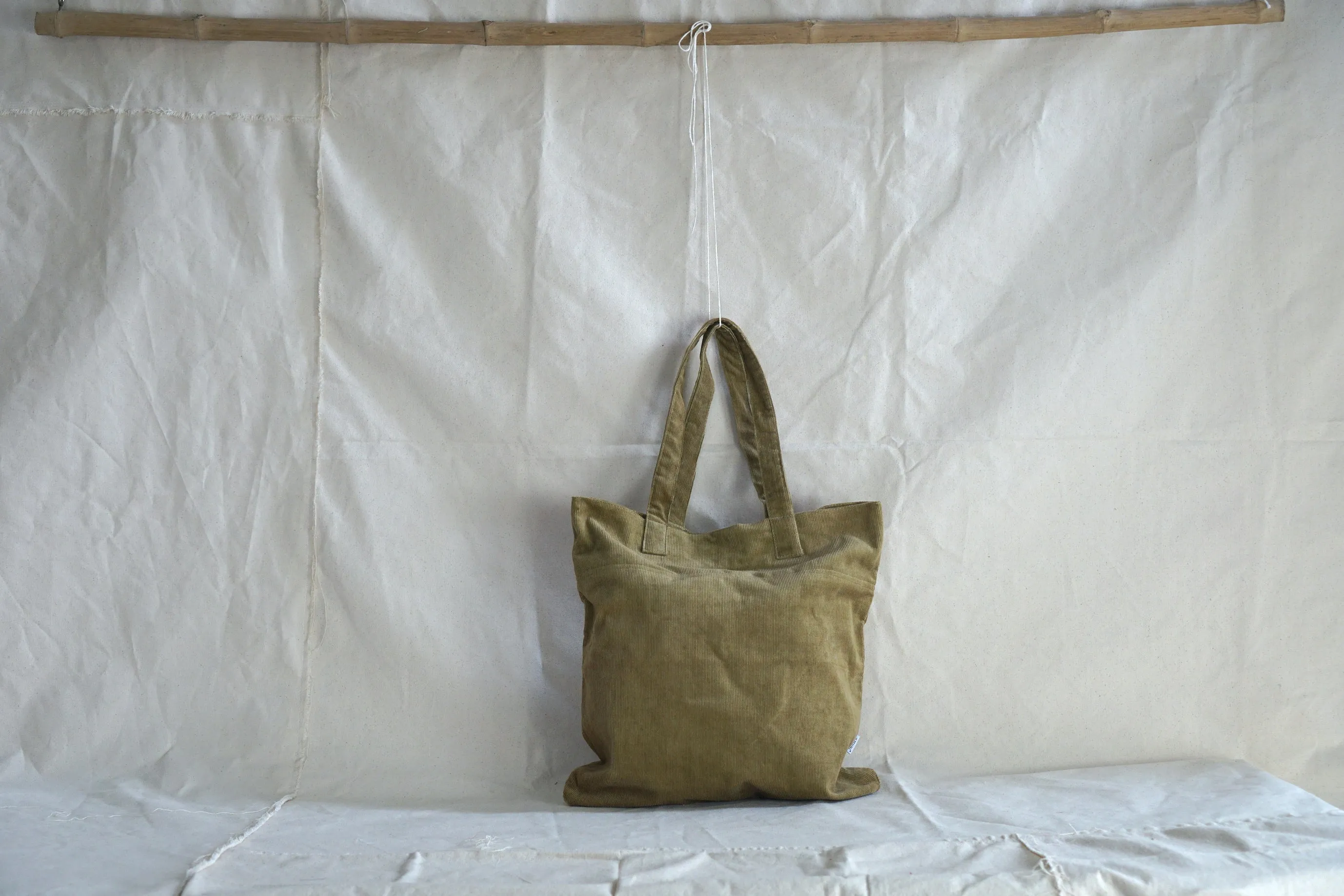 CORDUROY TOTE BAG