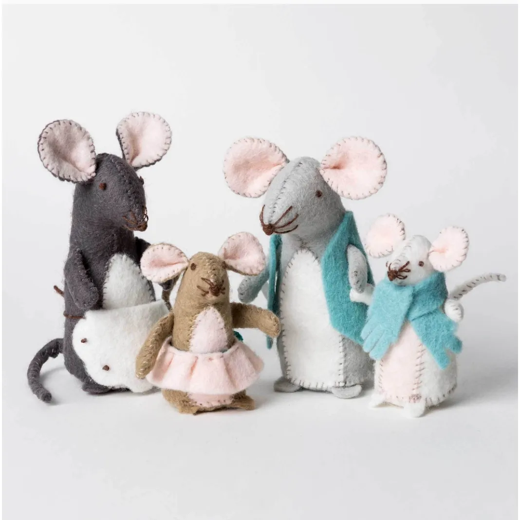 Corrine Lapierre | Wool Felt Craft Kit - Mouse Family