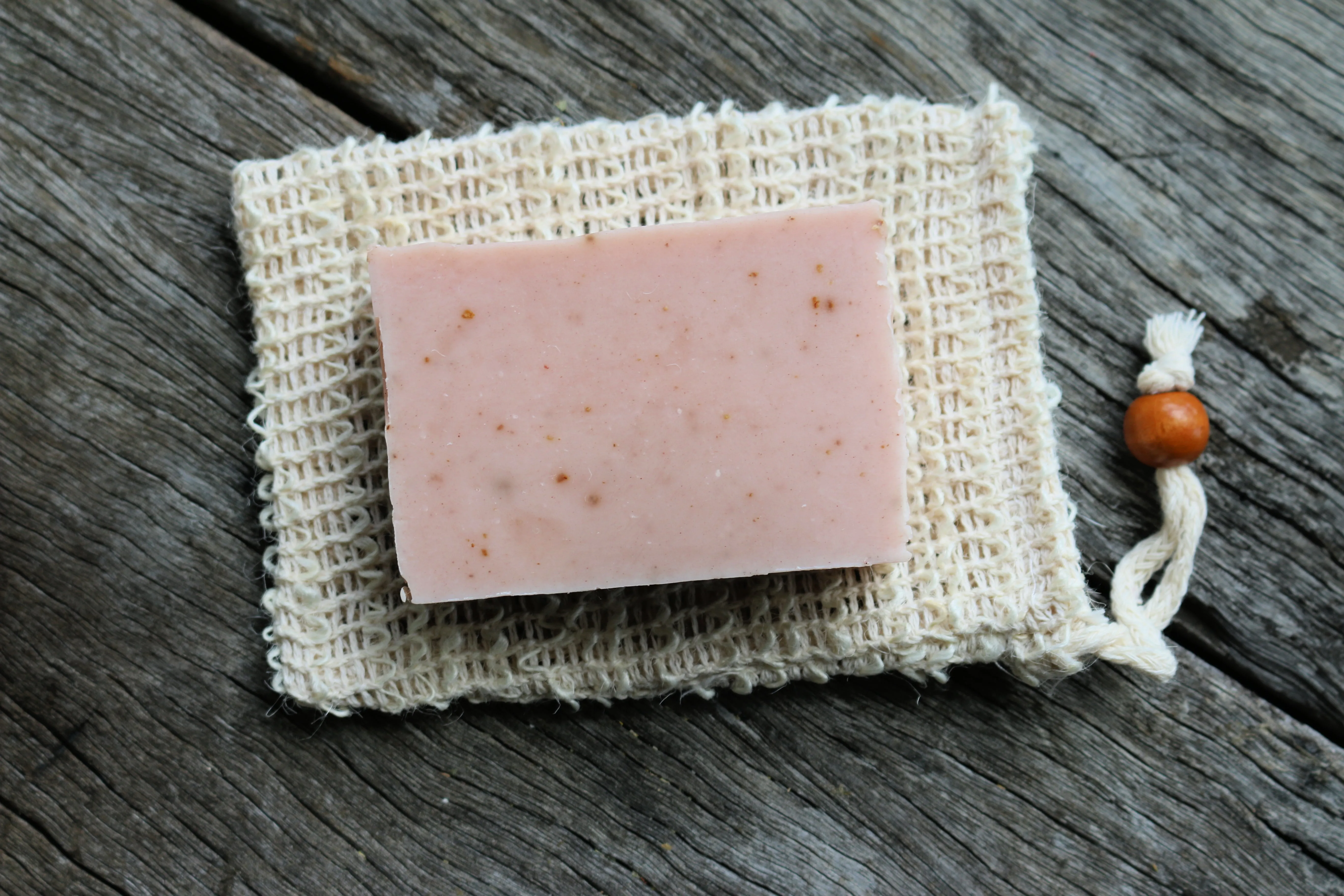 EXFOLIATING SOAP SAVER BAG