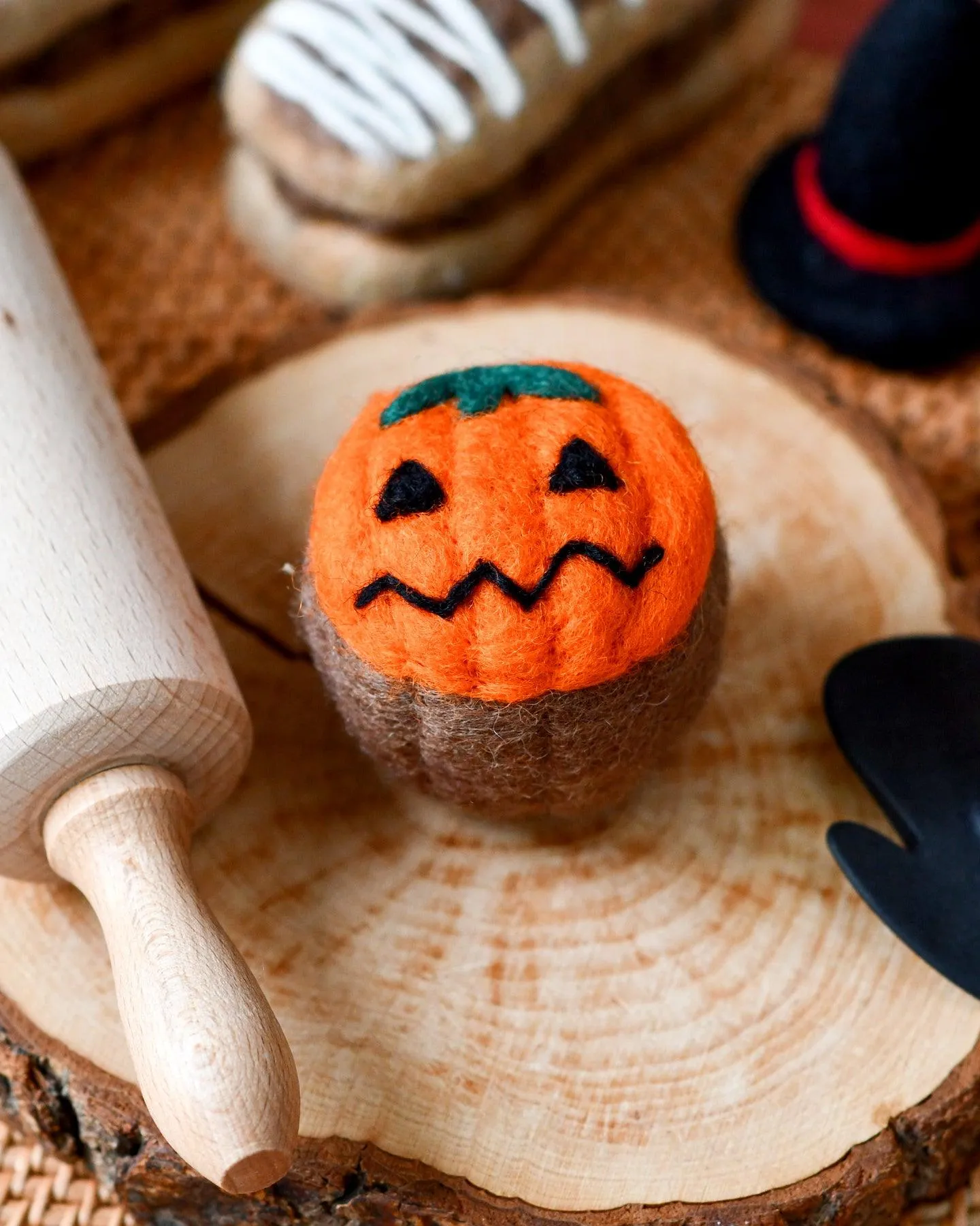 Felt Cupcake - Orange Jack O Lantern