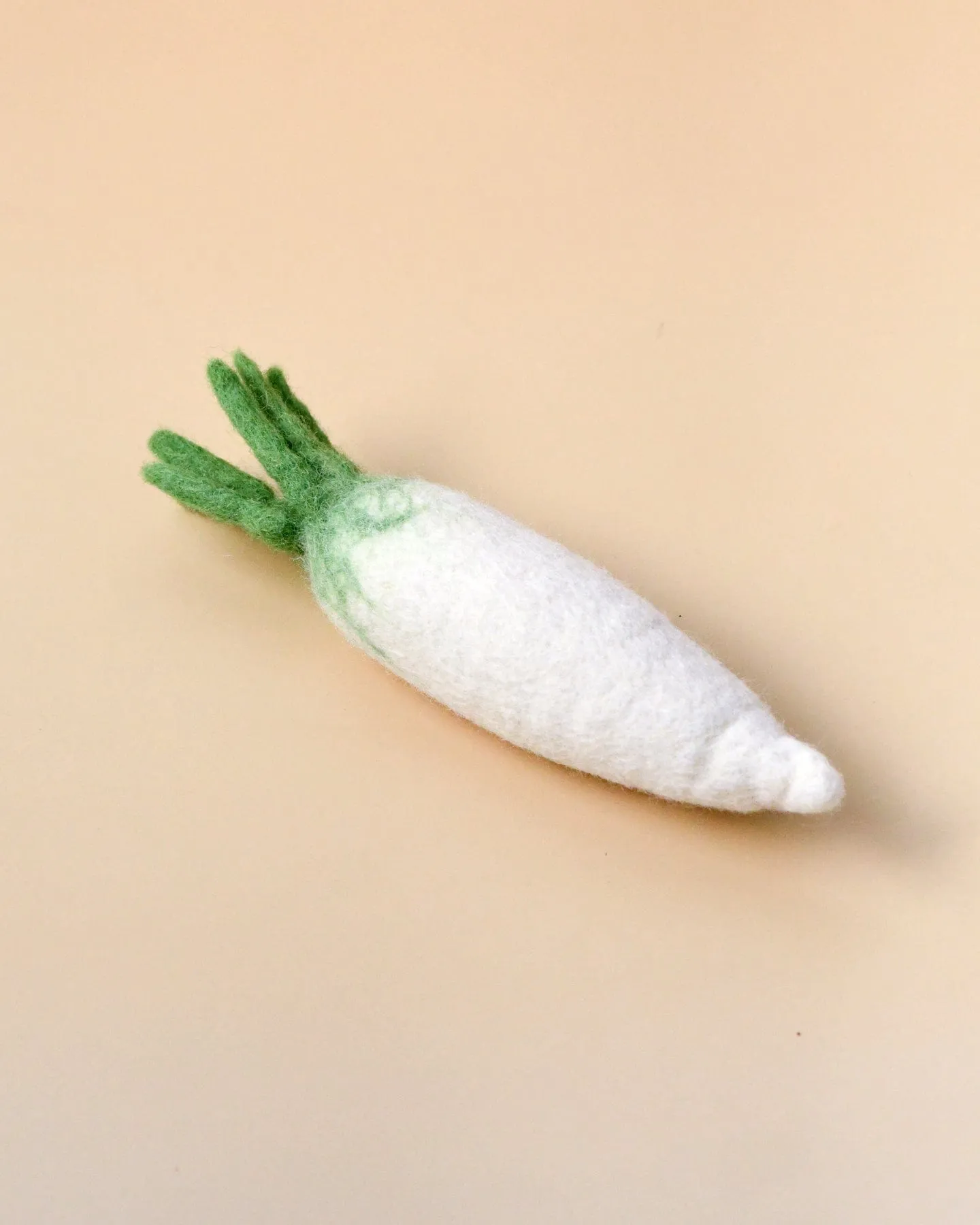 Felt Daikon Radish (White Carrot)