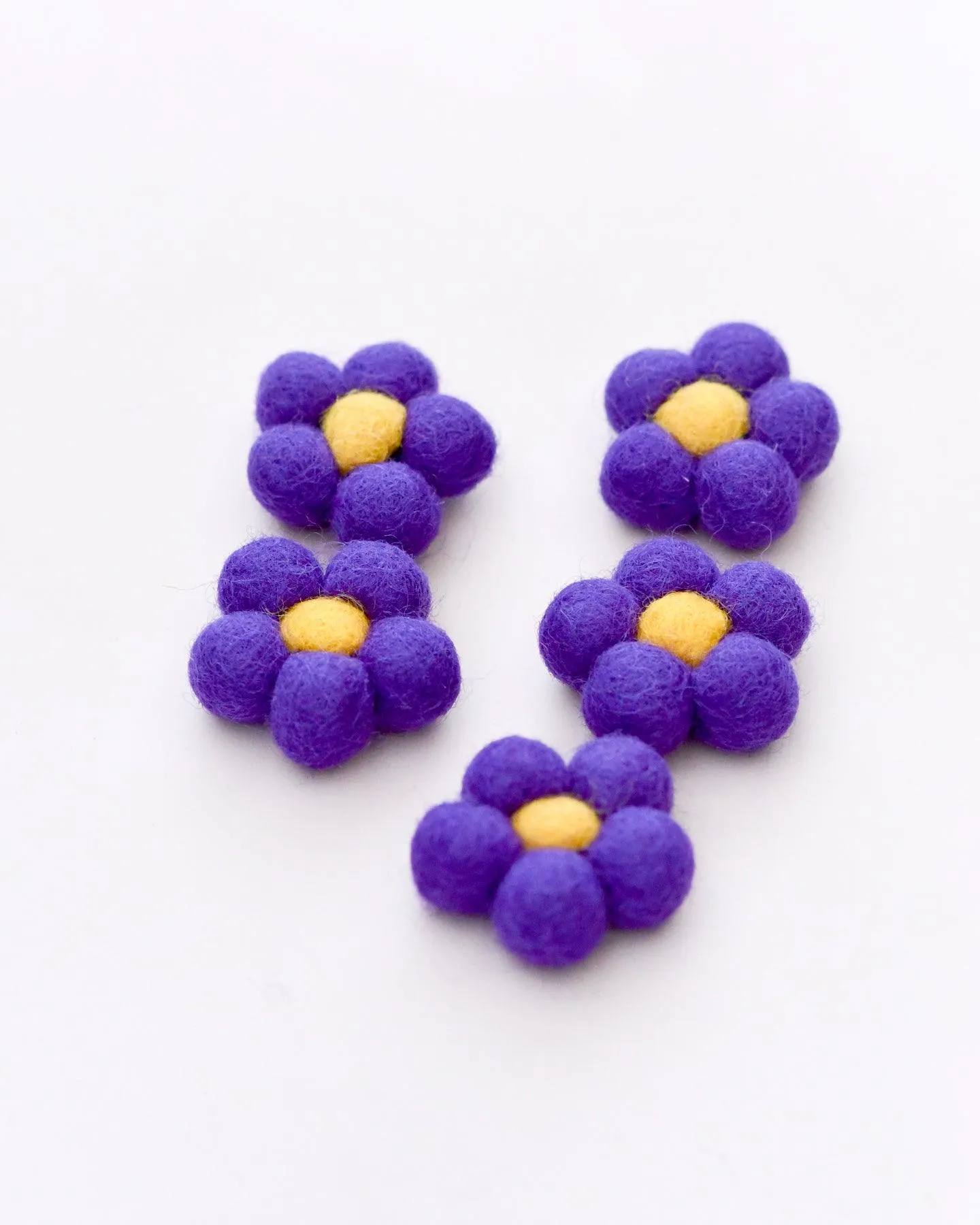 Felt Daisy Flowers (Indigo Coloured) - 5 Flowers