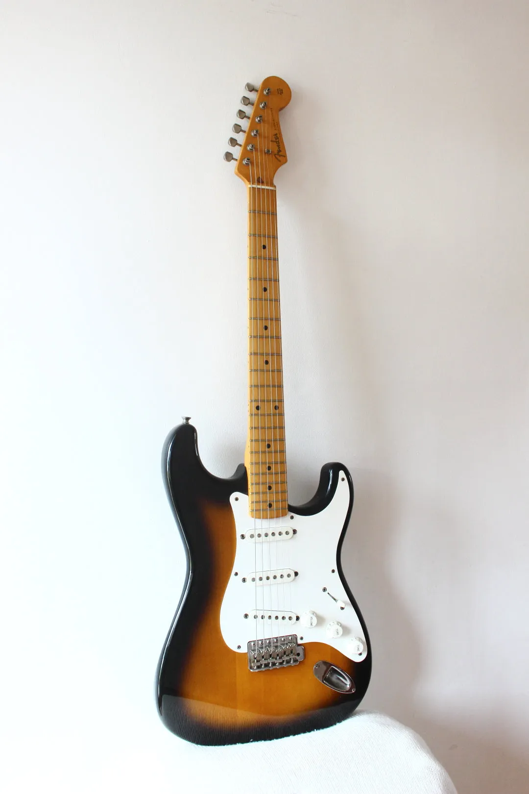 Fender '57 Reissue Stratocaster 2-Tone Sunburst ST57-53 1993/4