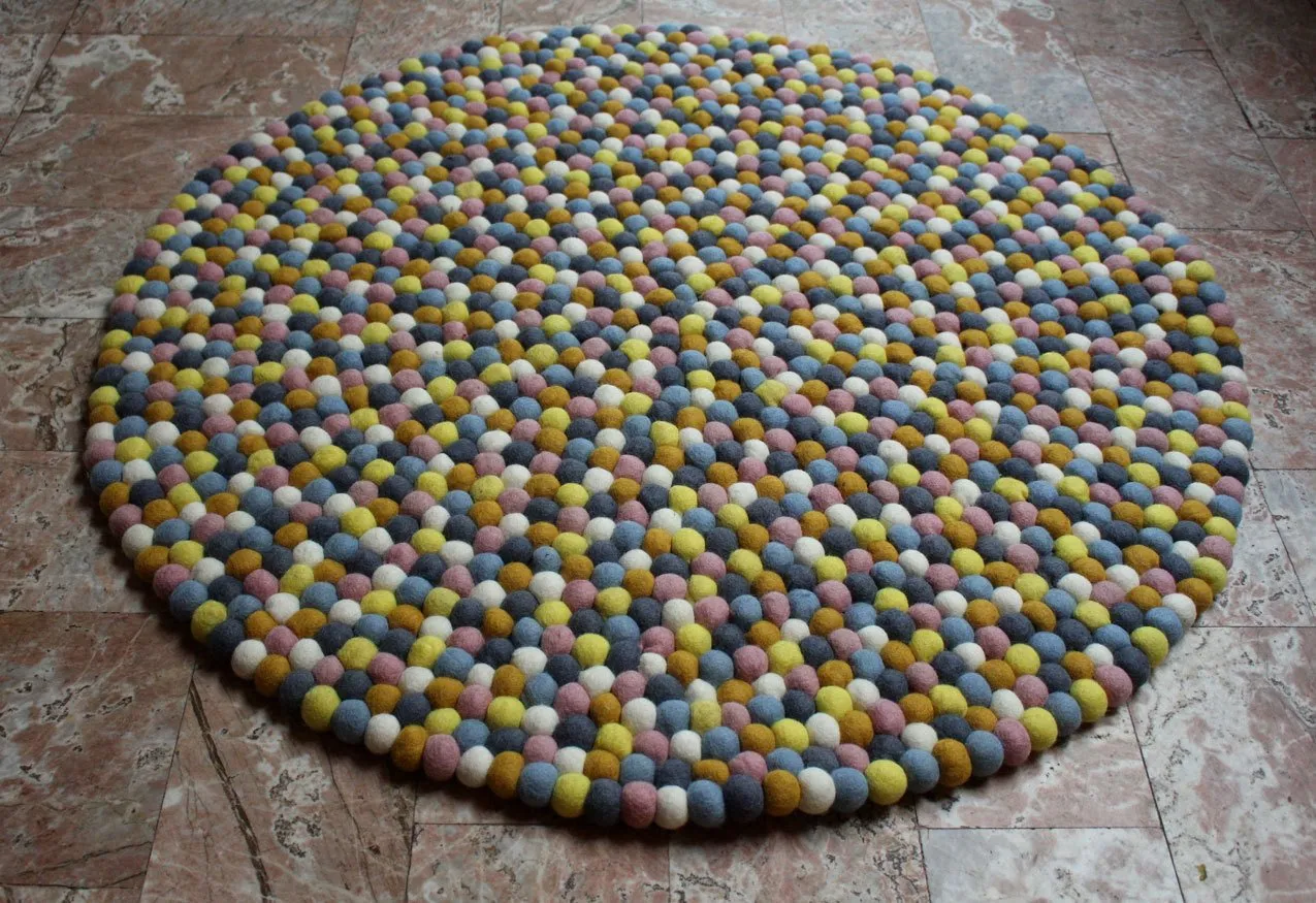 Lemon Berry Round Felt Ball Rugs 90 cm