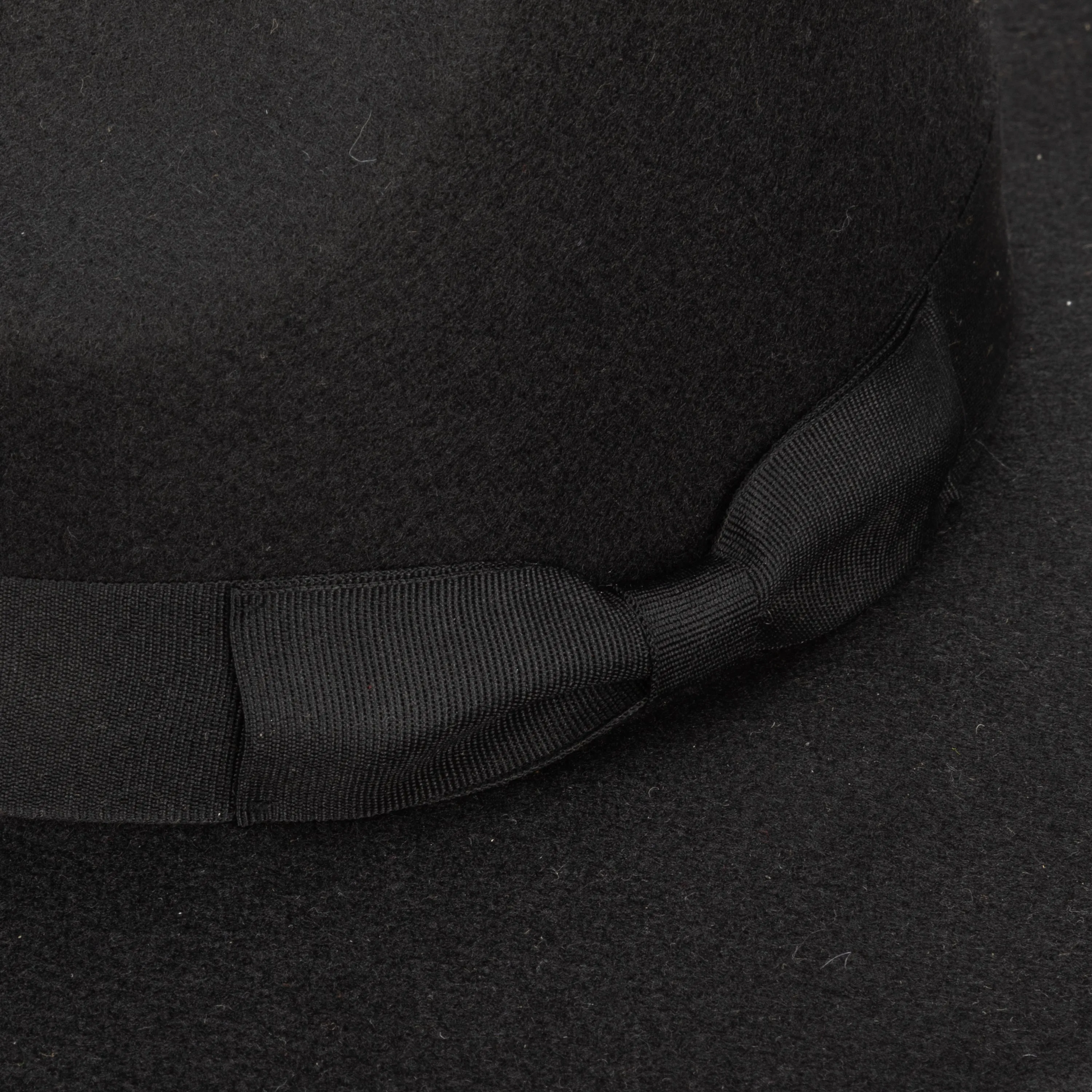 Men's Faux Felt Fedora With Grosgrain