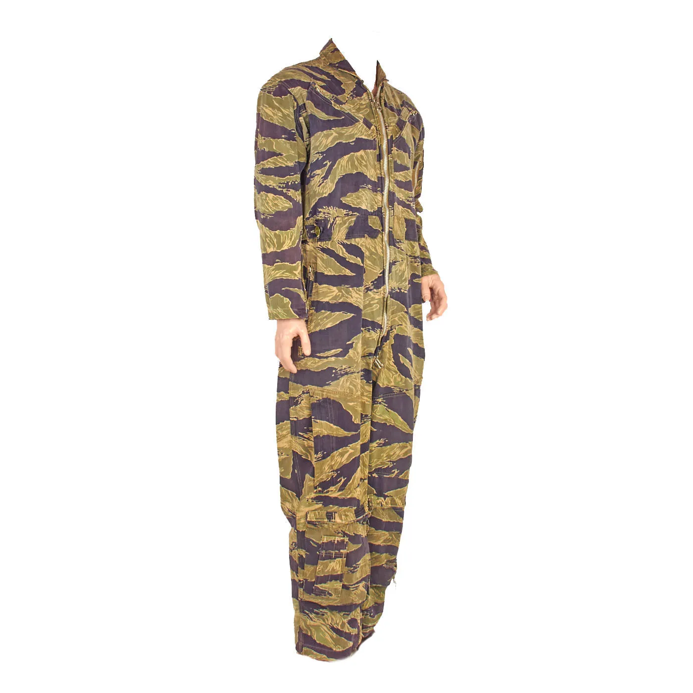 Original Rare Vietnam War Pilot’s Japanese-Made “John Wayne” Pattern Tigerstripe Flightsuit