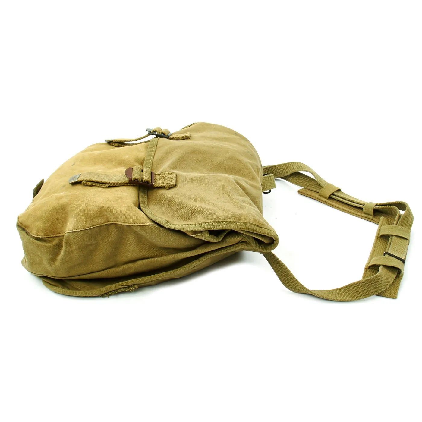 Original U.S. WWII 1944 dated USMC Musette Bag by Boyt with 1943 Dated Camouflage Shelter Half