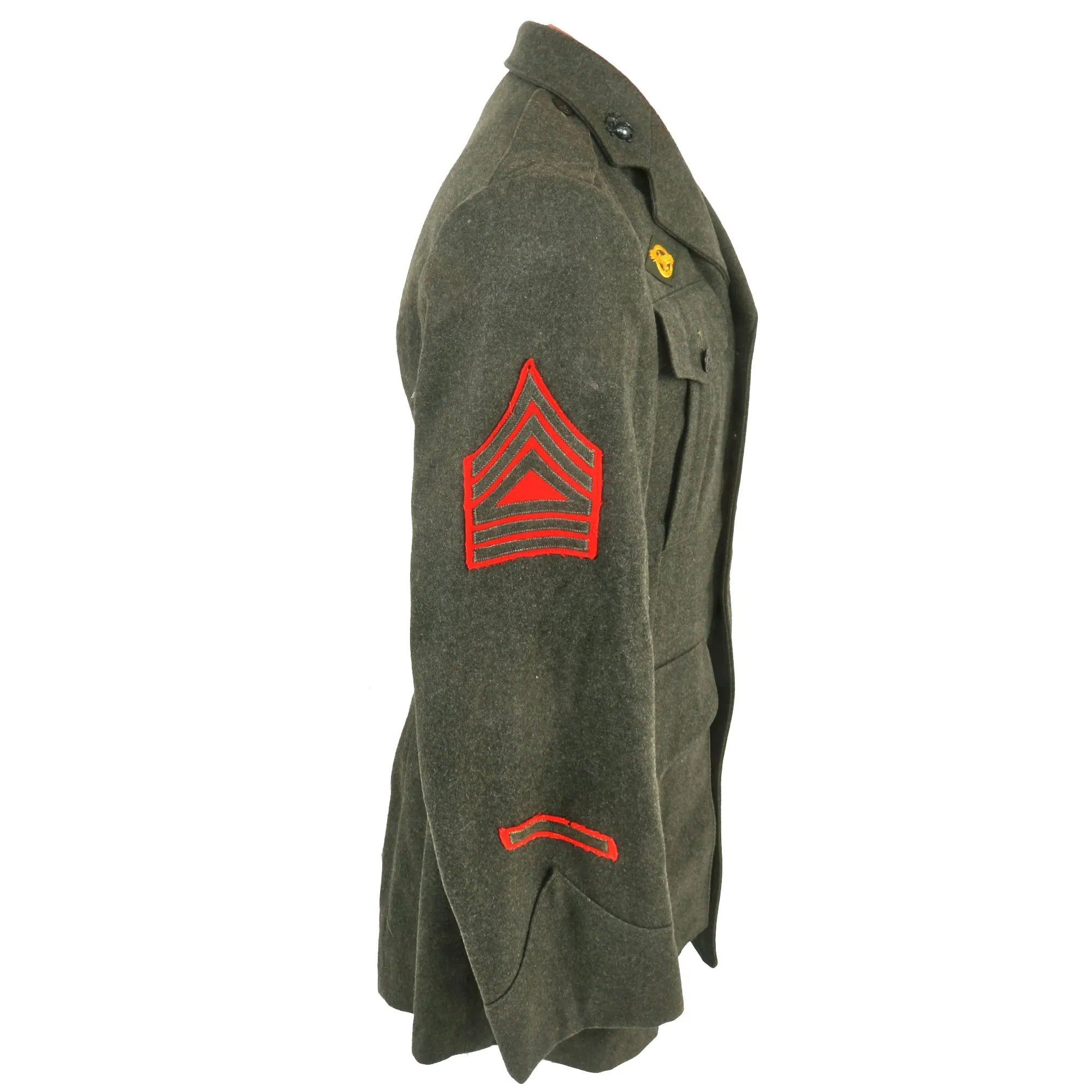 Original U.S. WWII Marine Corps ParaMarine 1st Marine Parachute Regiment Master Technical Sergeant Uniform Jacket with Jump Wings & Purple Heart Ribbon Bar - Dated 1942