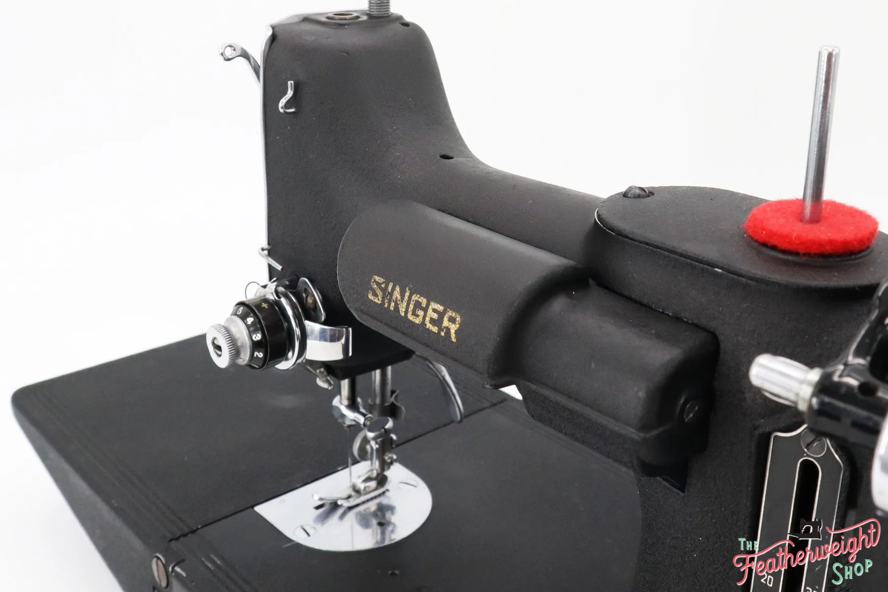 Singer Featherweight 221 Sewing Machine, Rare - WRINKLE AF5892**