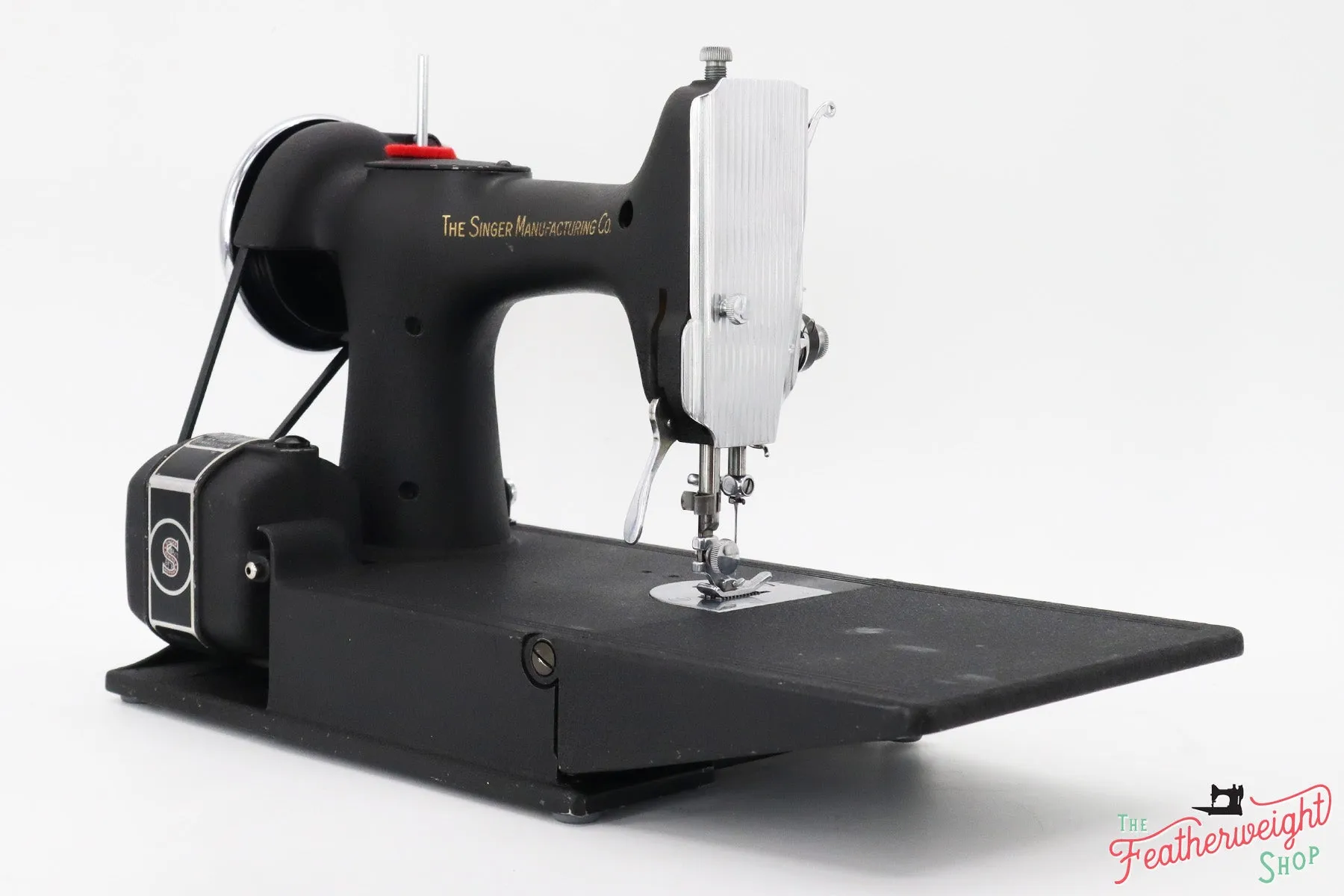 Singer Featherweight 221 Sewing Machine, Rare - WRINKLE AF5892**