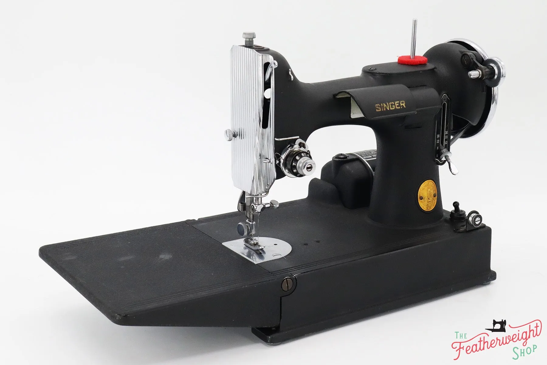 Singer Featherweight 221 Sewing Machine, Rare - WRINKLE AF5892**