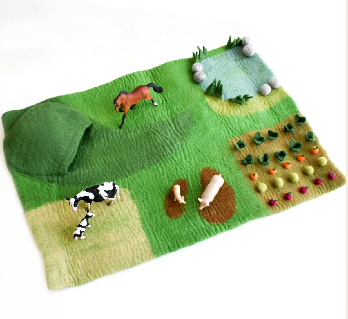 Tara Treasures - Large Farm Play Mat Playscape