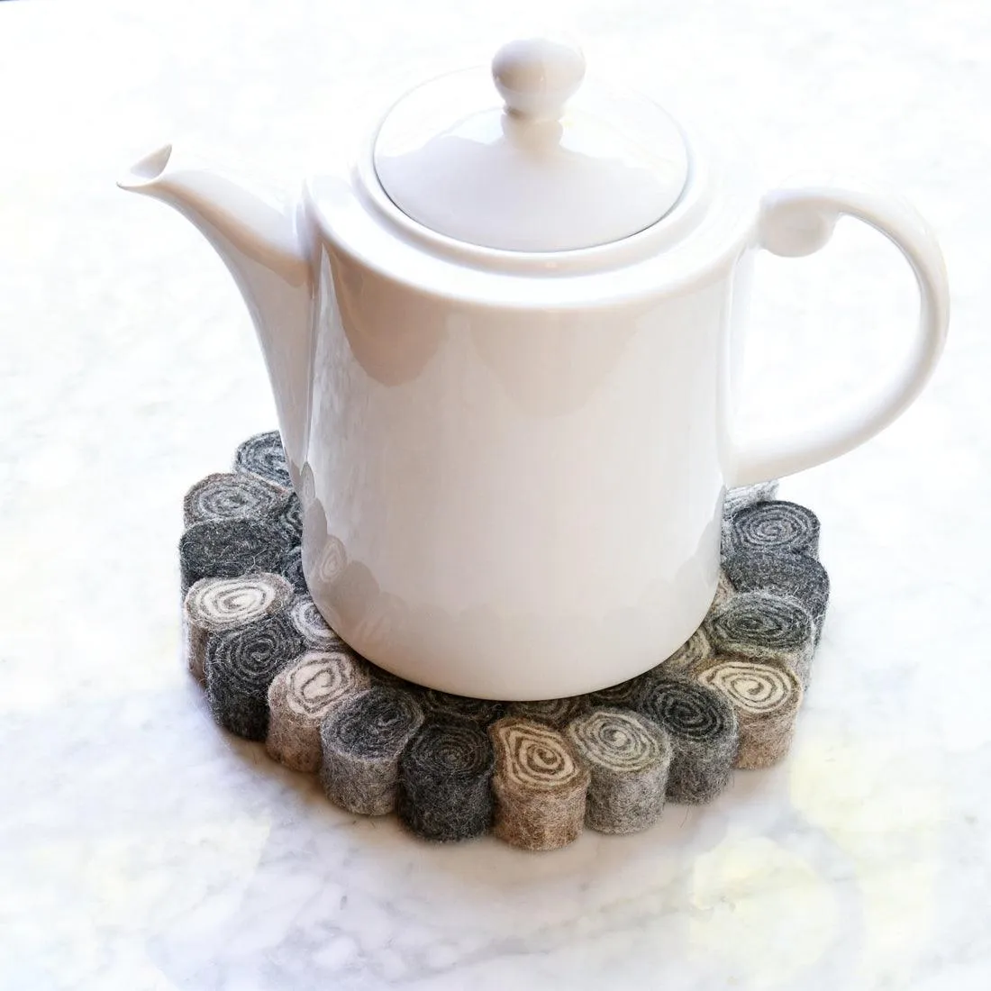 Teapot Trivet - Grey Spiral 20cm