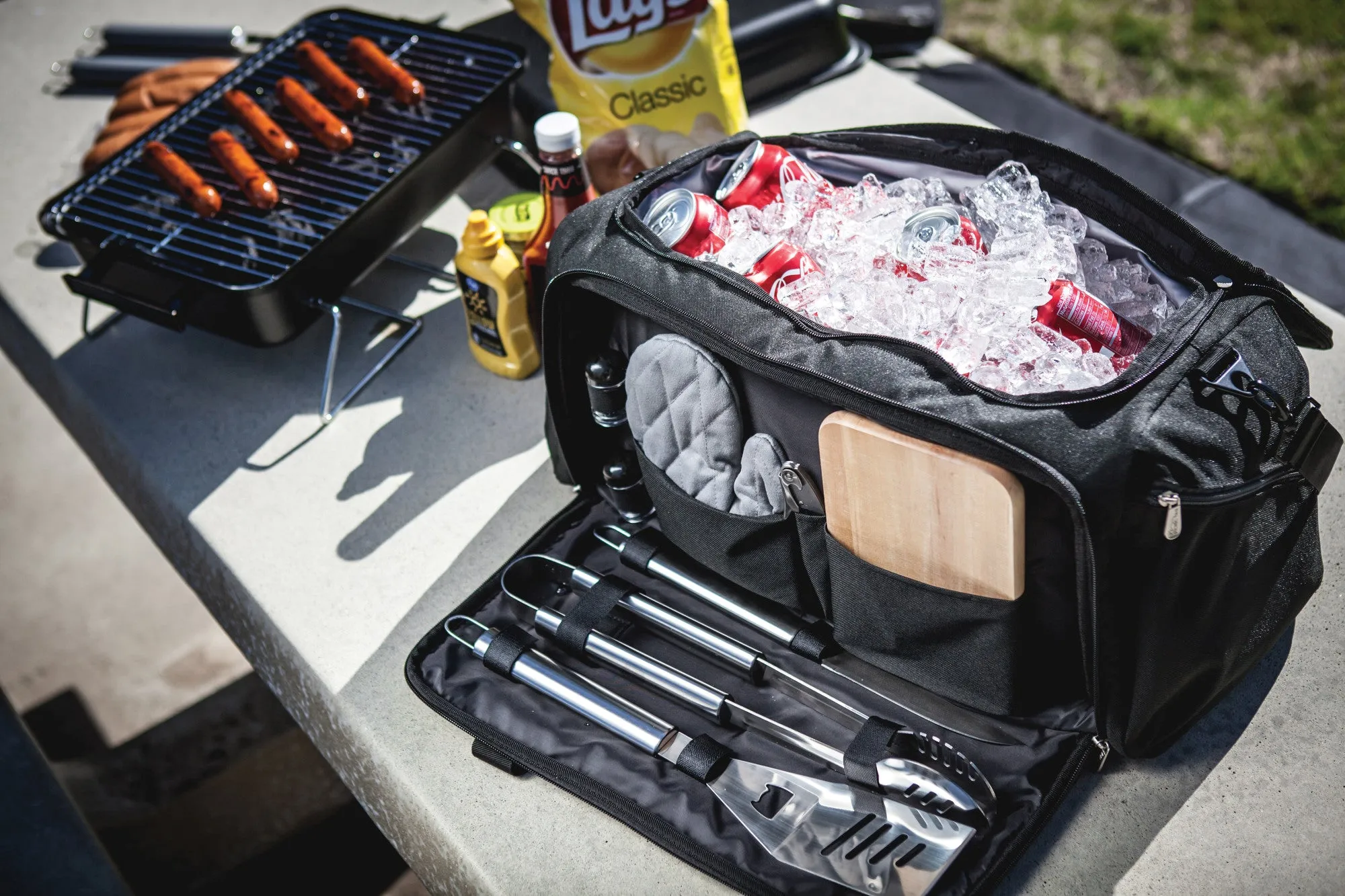 Texas Longhorns - BBQ Kit Grill Set & Cooler