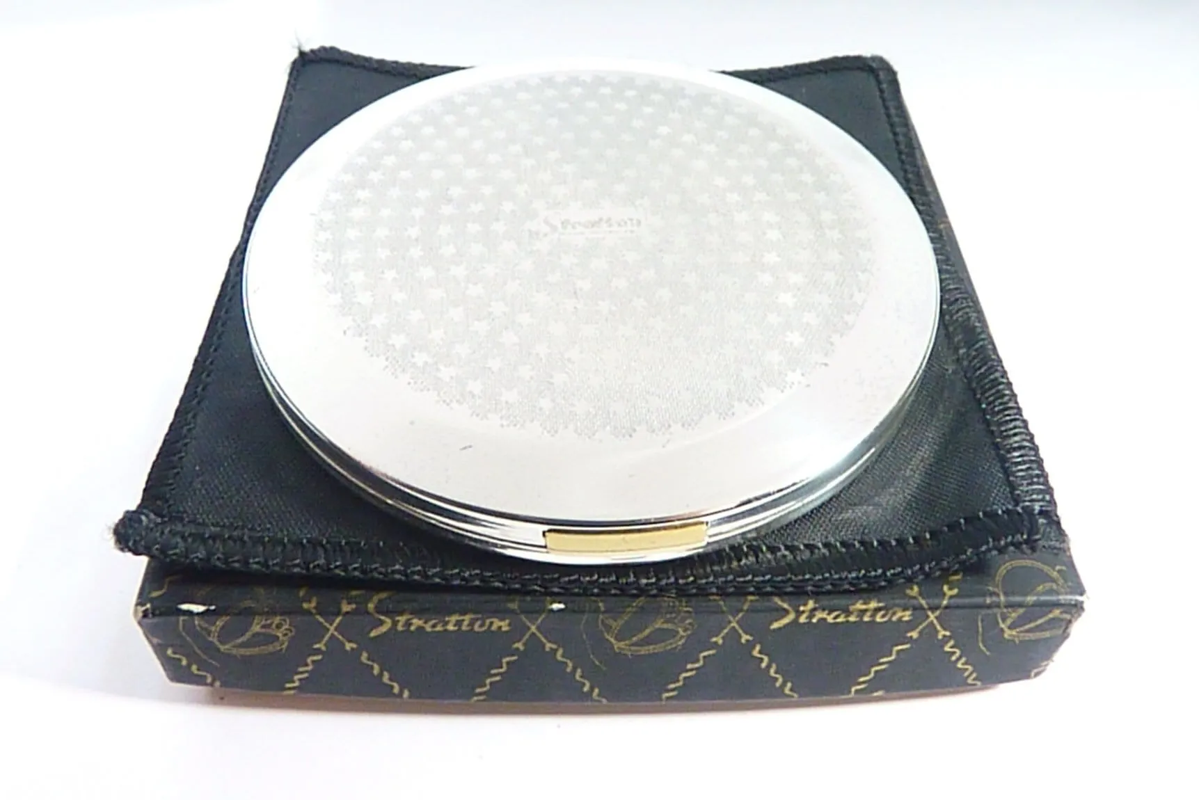 Unused Rare Boxed Silver Plated Stratton Compact Mirror