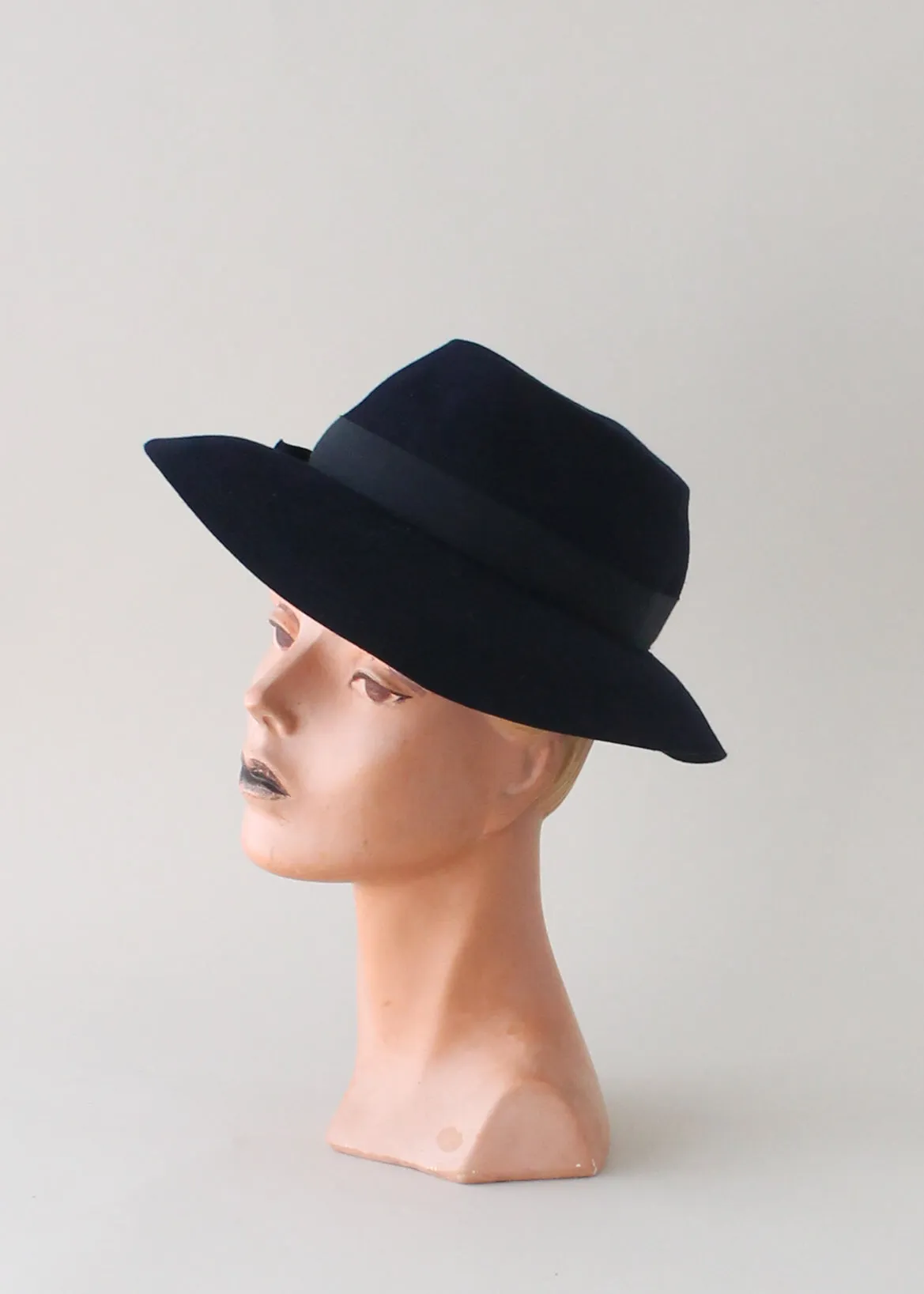 Vintage Late 1930s Navy Felt Fedora