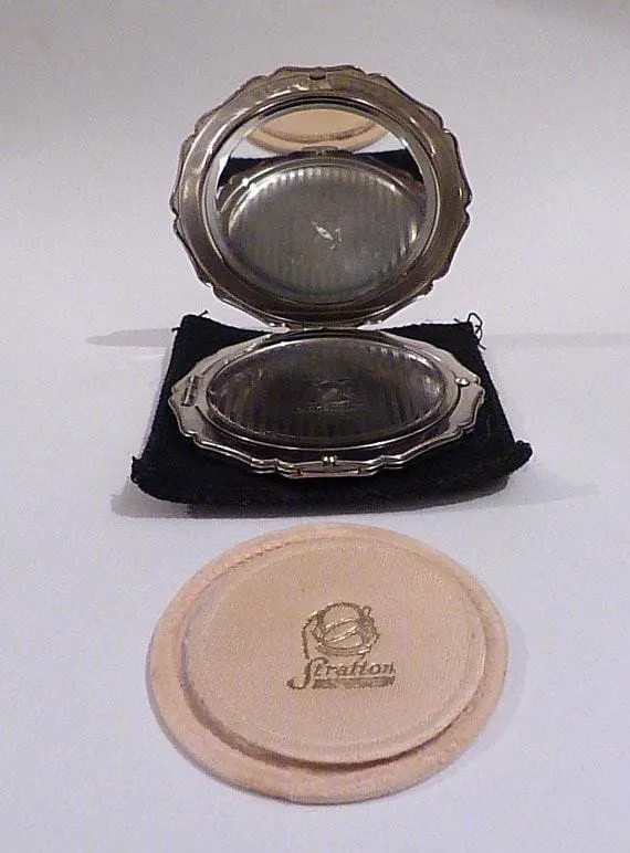 Vintage Powder Compact Silver Plated Stratton Princess Compact Mirror 1950s