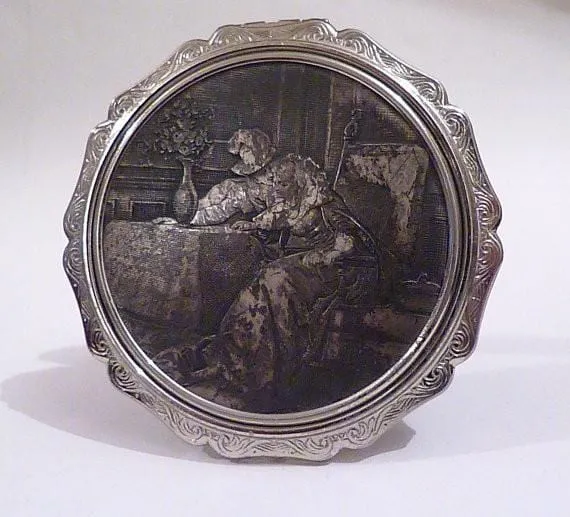 Vintage Powder Compact Silver Plated Stratton Princess Compact Mirror 1950s