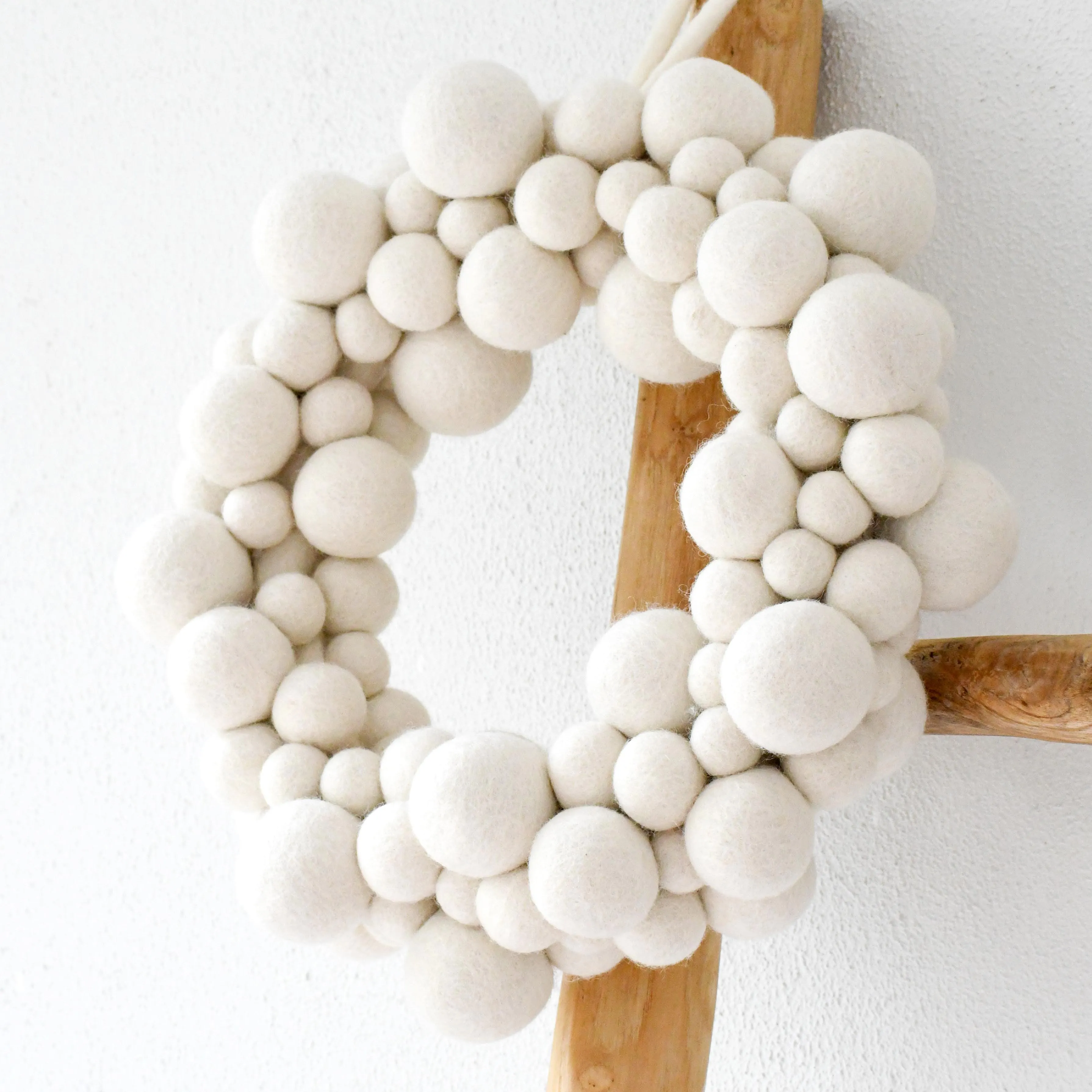 White Felt Ball Wreath (35cm)