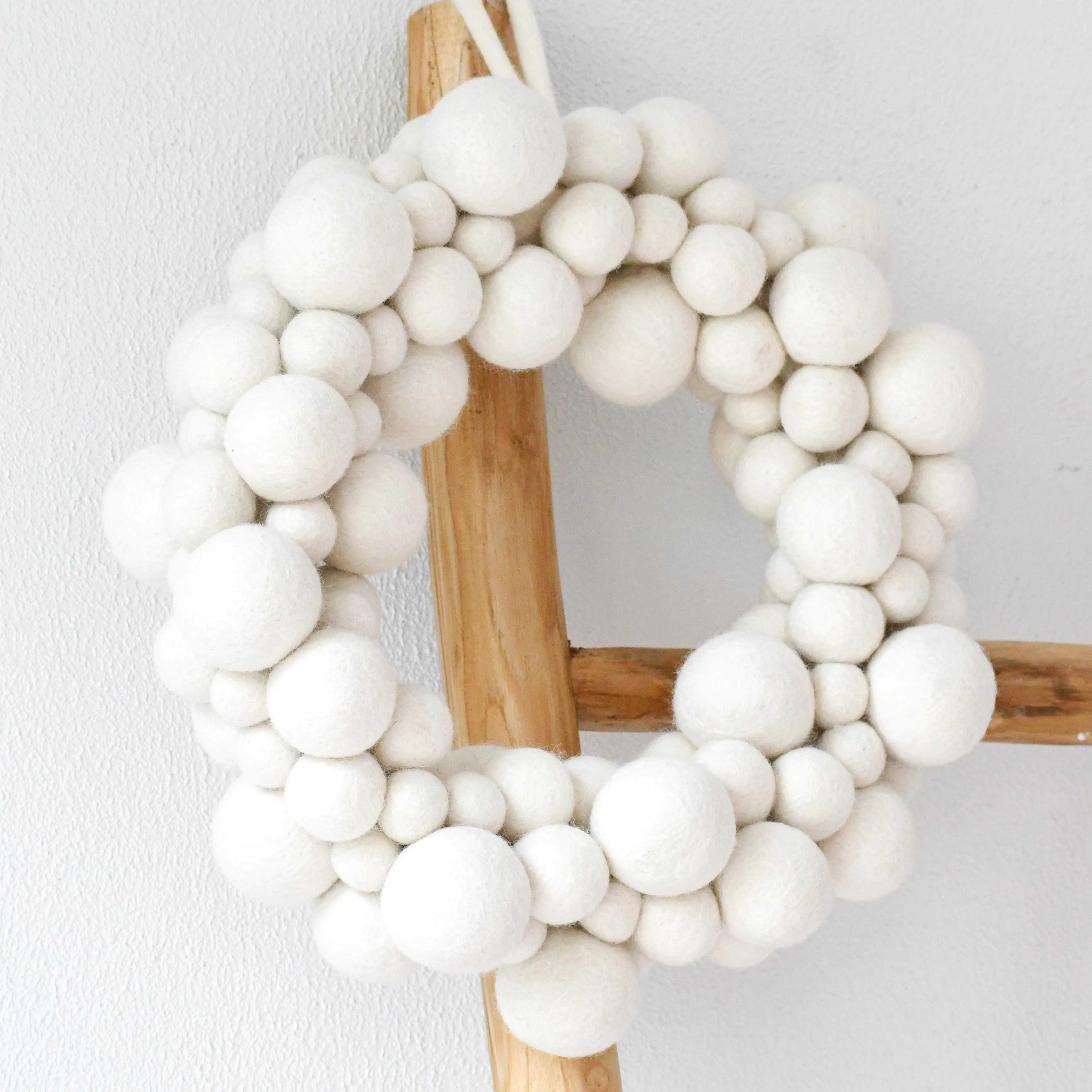 White Felt Ball Wreath (35cm)