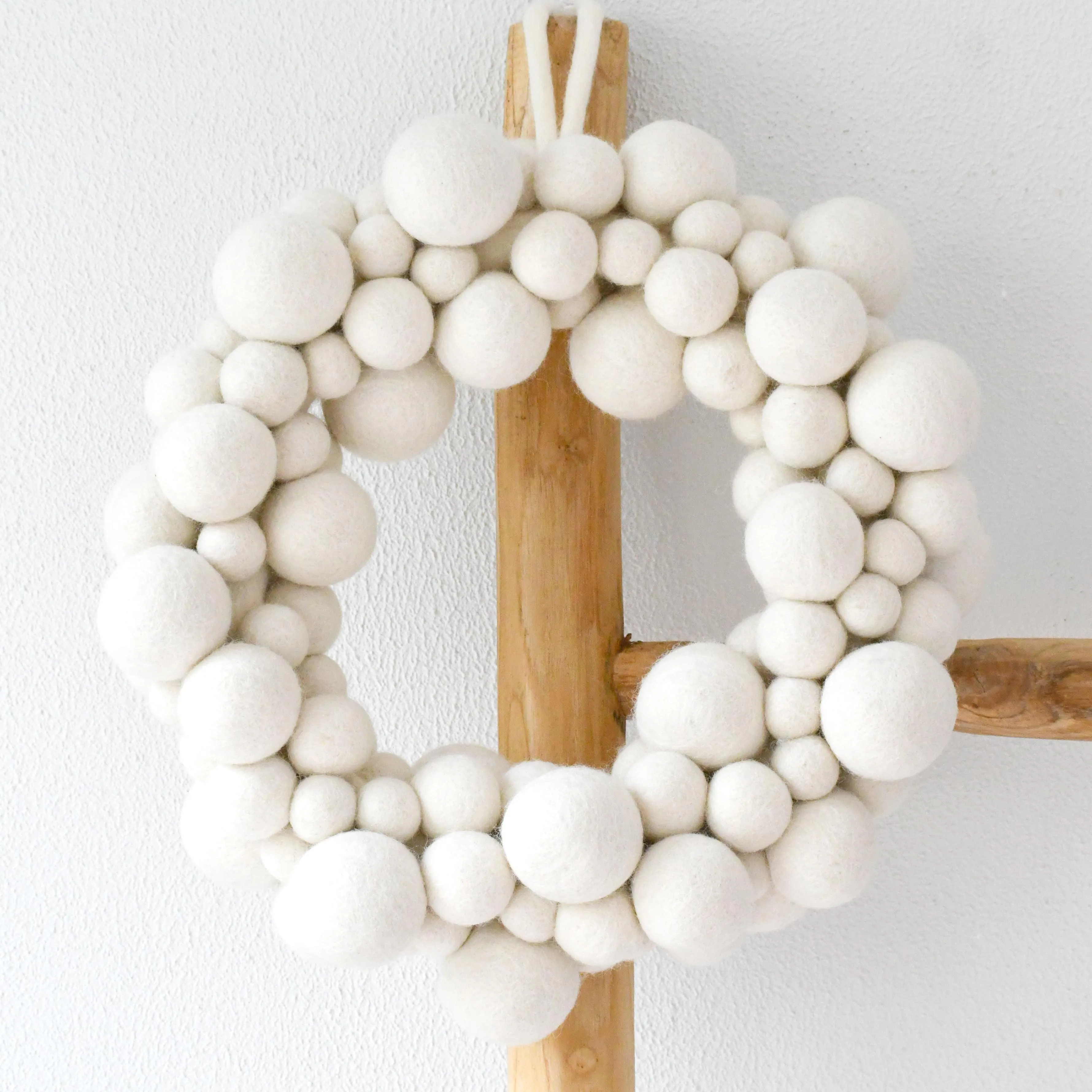 White Felt Ball Wreath (35cm)