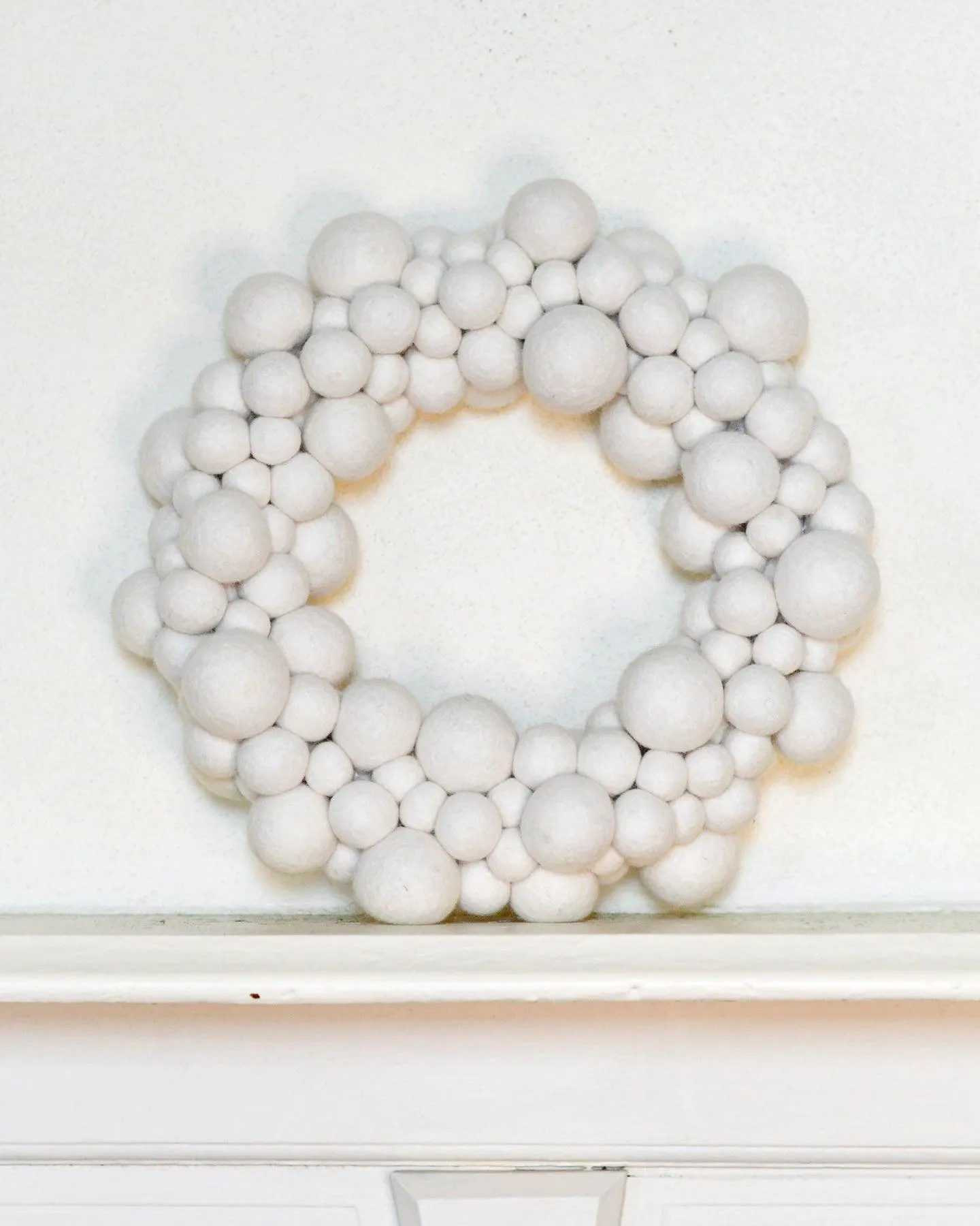 White Felt Ball Wreath (35cm)