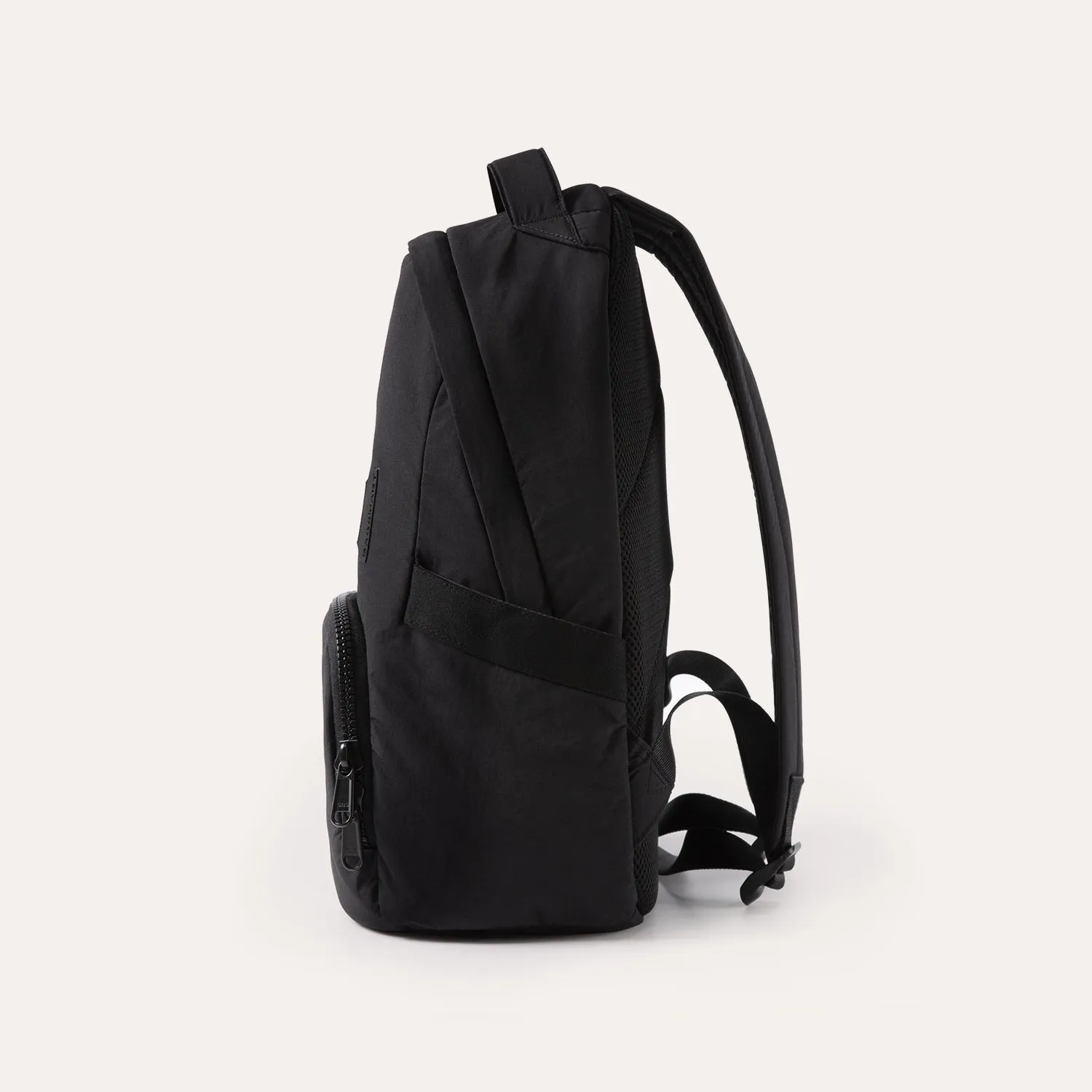 Zoraesque 14L Featherlight Backpack